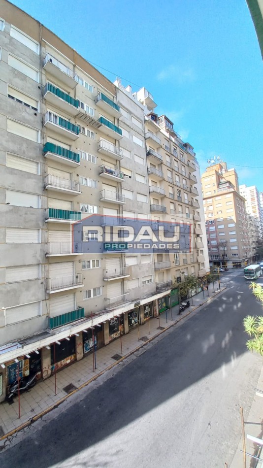 2 amb. con balcon- Amobado y reciclado-Plaza Colon- MDP