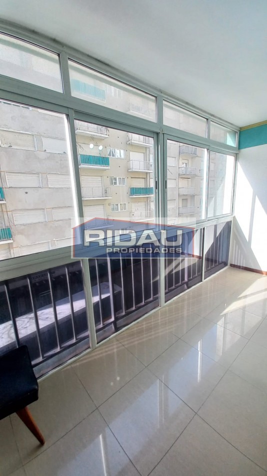 2 amb. con balcon- Amobado y reciclado-Plaza Colon- MDP