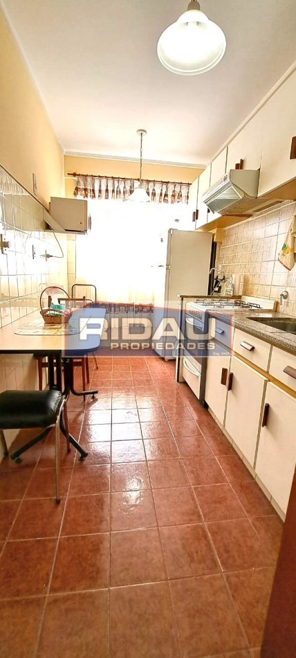ALQ. 24 m.- 3 amb c/dep serv. y toilette- centro MdP