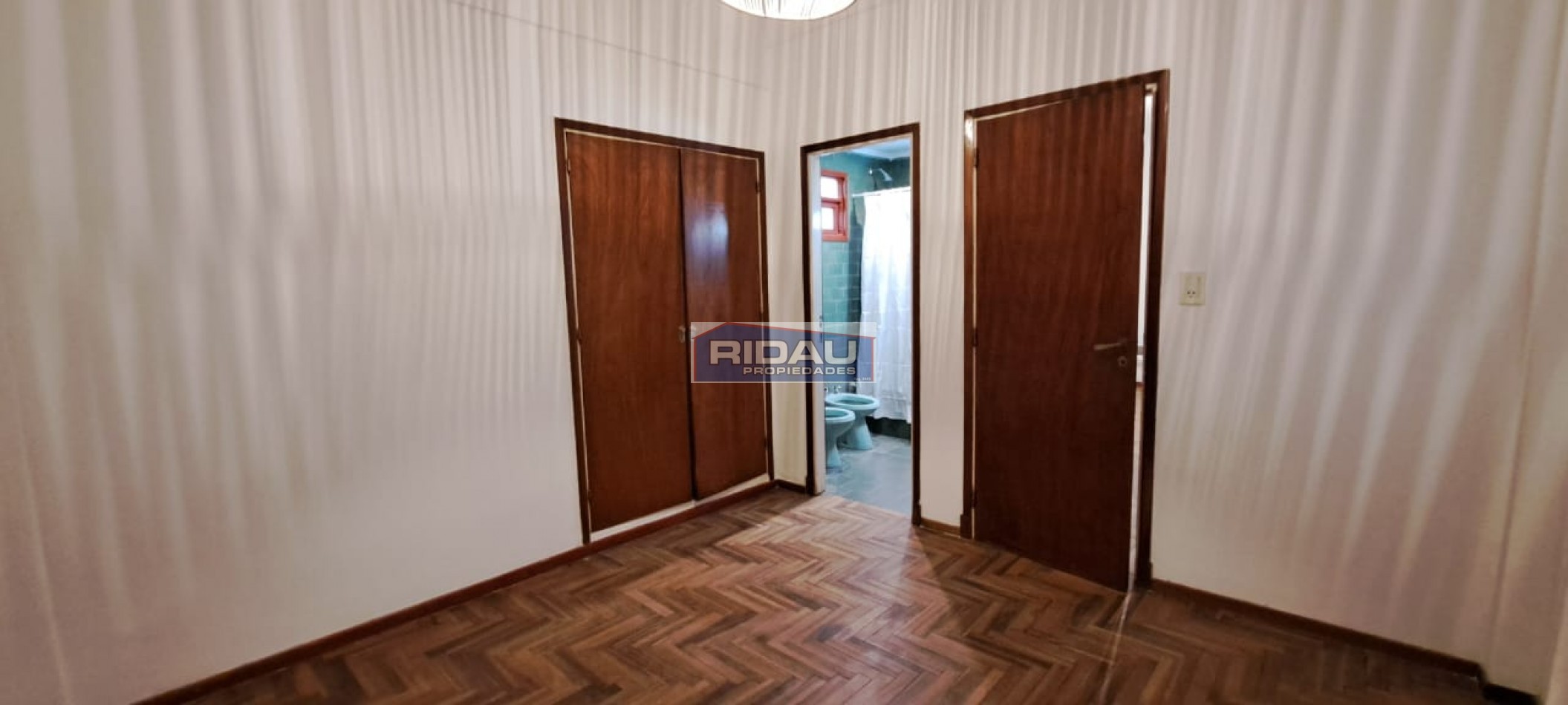 Alq. 24 m.- 2 amb. Lateral - zona Materno Infantil -