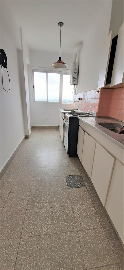 2 amb lateral - vista abierta- los andes y Luro 