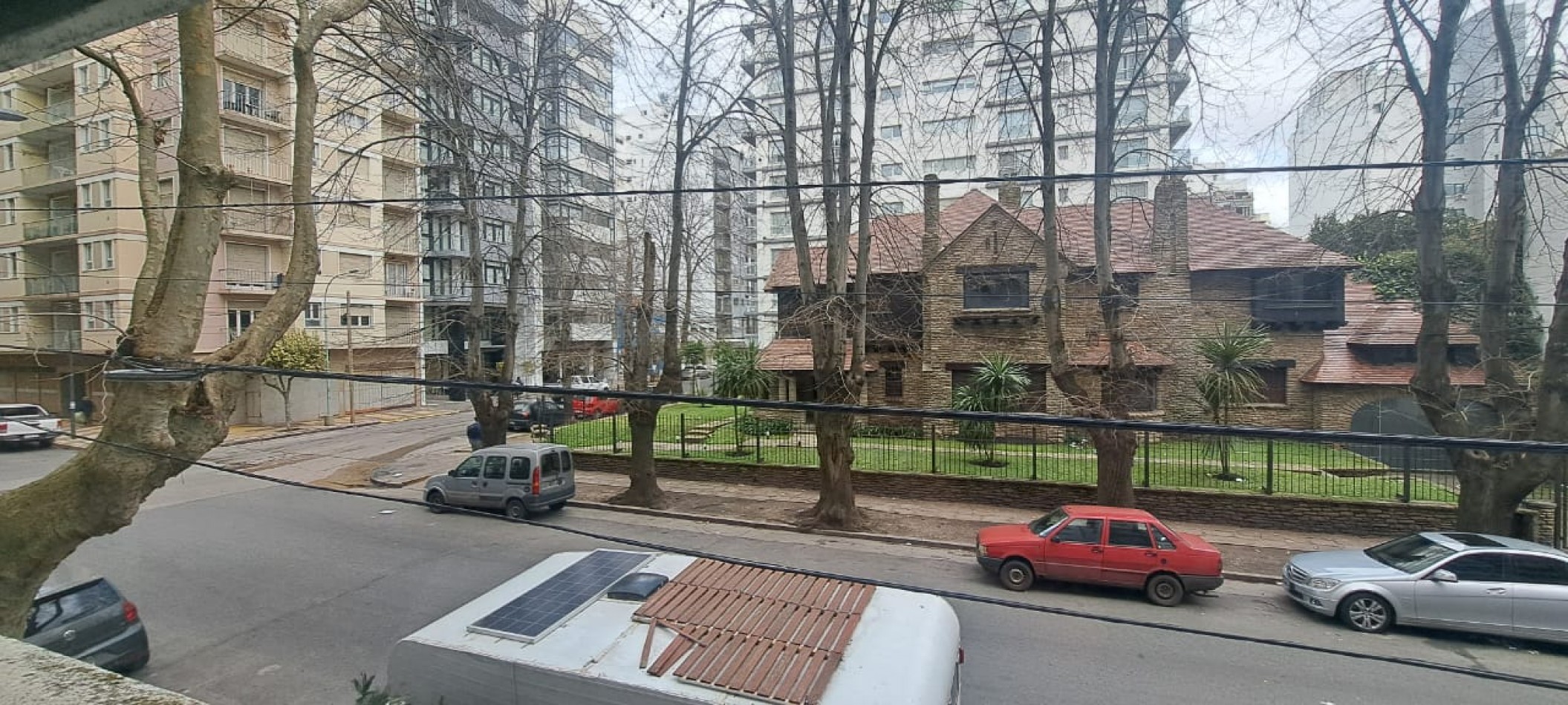 2 Amb. al frente - Falucho y Alsina