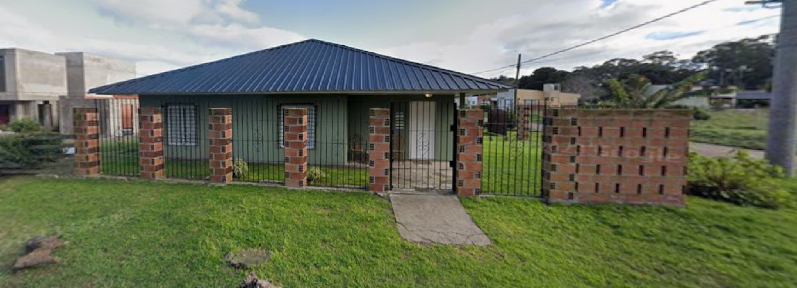 Alq. 12 meses- chalet 3 amb.- Acantilados 