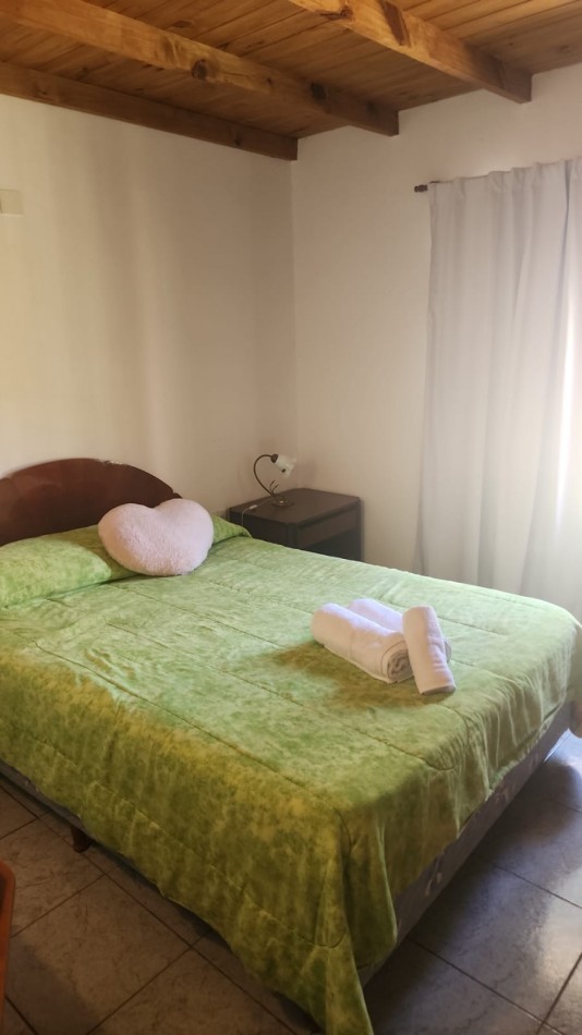 Alq. 12 meses- chalet 3 amb.- Acantilados 