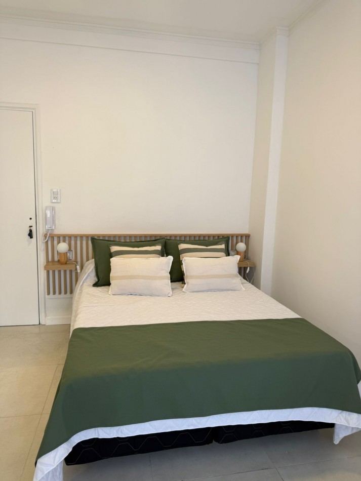 1 amb frente con Balcon-Amoblado- MDP-centro