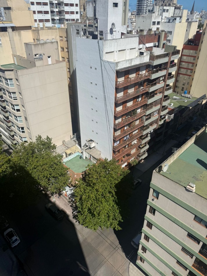 3 amb frente con balcon- reciclado y amoblado- La perla MDP